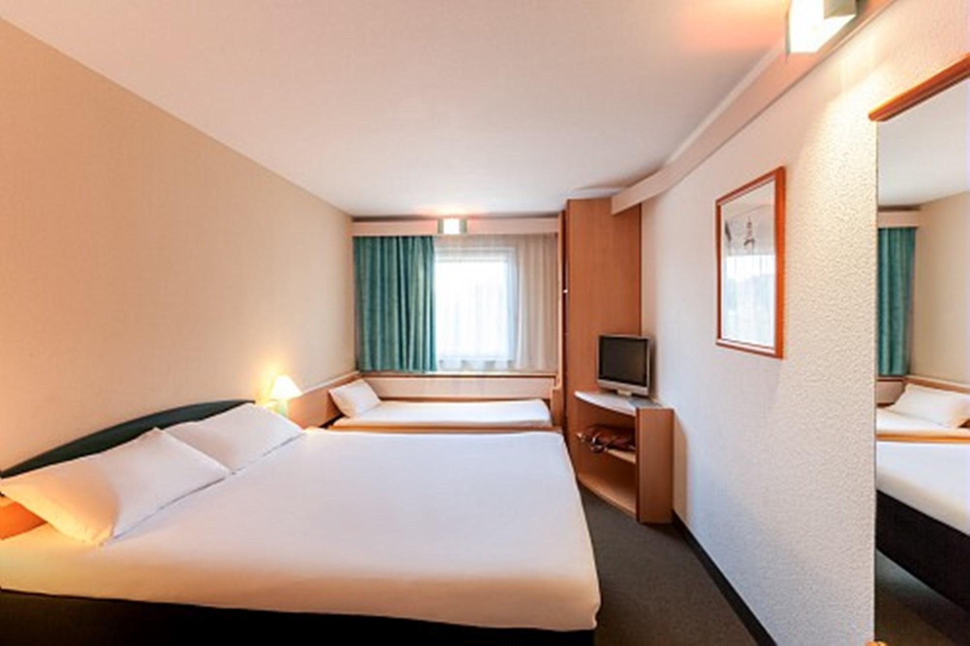 Ibis Valencia Alfafar Hotel Exterior photo
