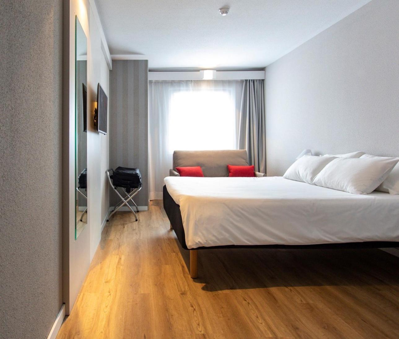 Ibis Valencia Alfafar Hotel Exterior photo
